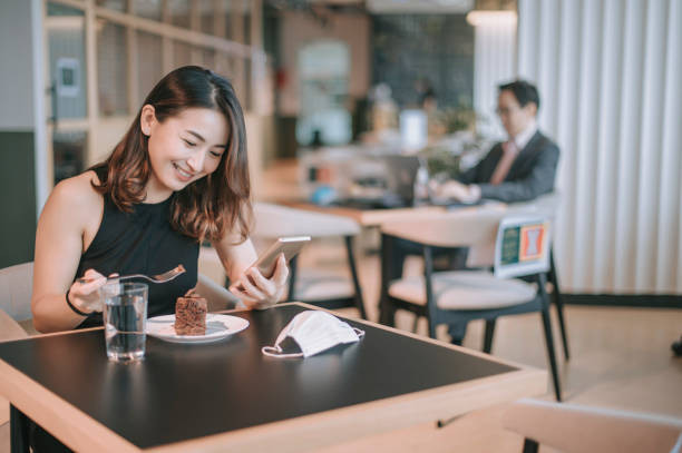 Chia sẻ kinh nghiệm mở quán trà sữa cho người lần đầu kinh doanh